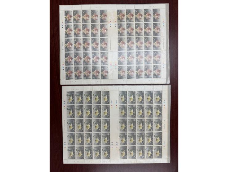 fresh MNH with toning. VF-F.