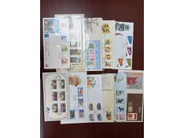 including Peak Tramway (stamps &amp; MS), Hong Kong Flowers, 150th Anniv. Of the Post Office and others. Please view.