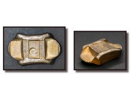 61.1 x 37.5 x 16.8mm, weighs 180.9g, graded GBCA AU 53.